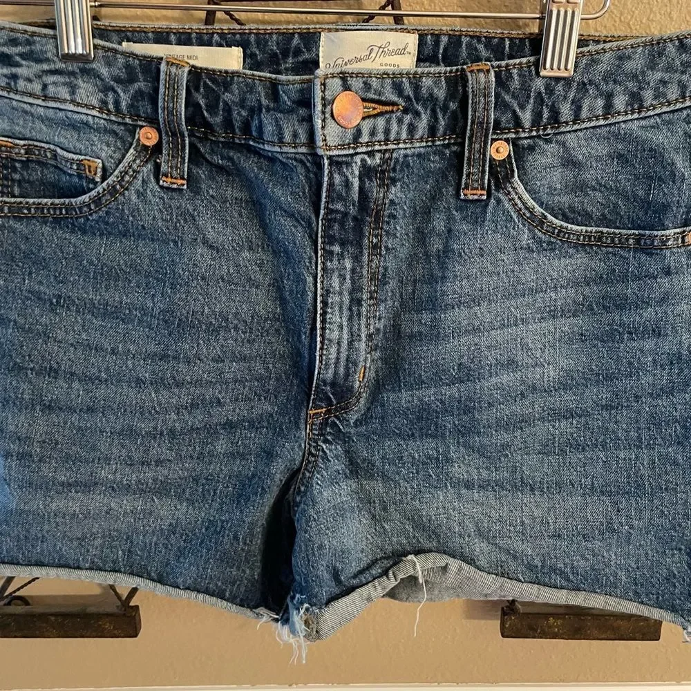 Universal Thread Blue Jean Short Shorts 8/29